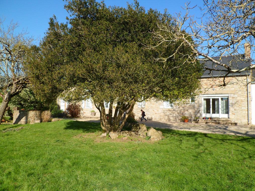 Farmhouse In An Amazing Private Park Guest House Vannes Exterior foto